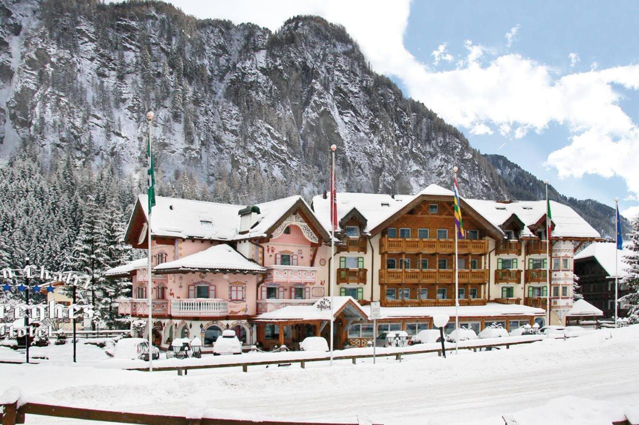 Hotel Soreghes Gran Chalet Campitello di Fassa Luaran gambar